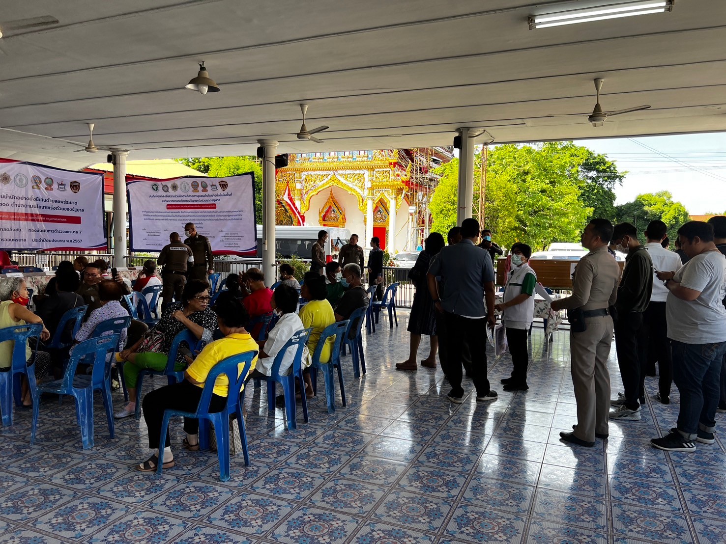 LINE ALBUM เปิดชุมชน 240619 5